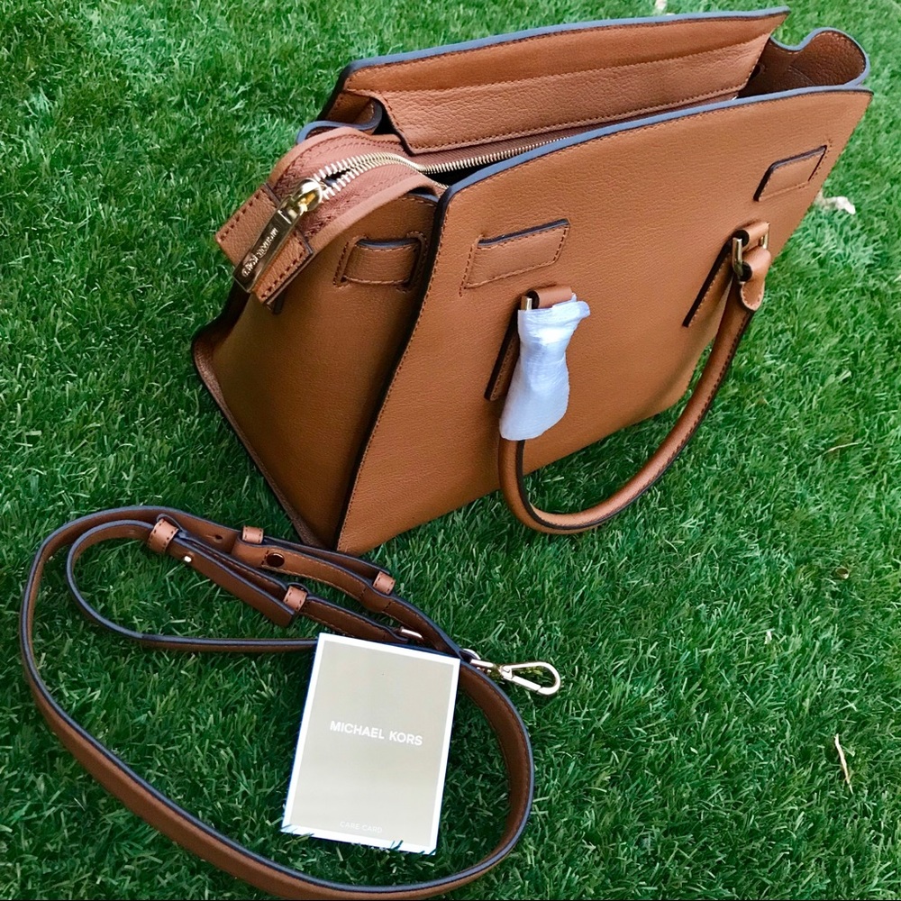 NWT Michael Kors Hamilton Satchel - medium - Picture 6 of 8